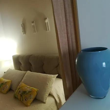 Bed and Breakfast A Vucciria 3*