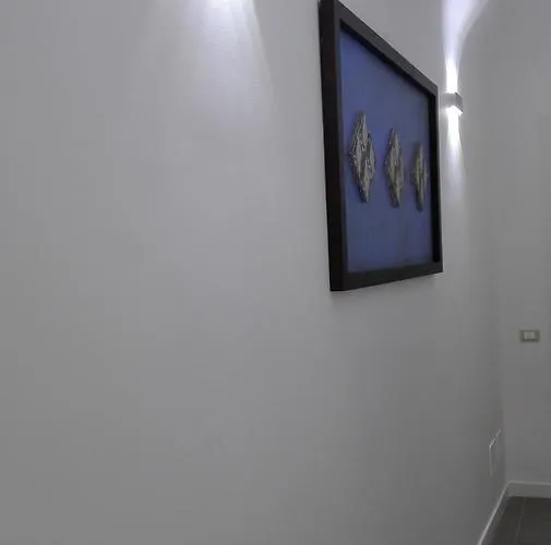 A Vucciria Oda ve Kahvaltı Terrasini