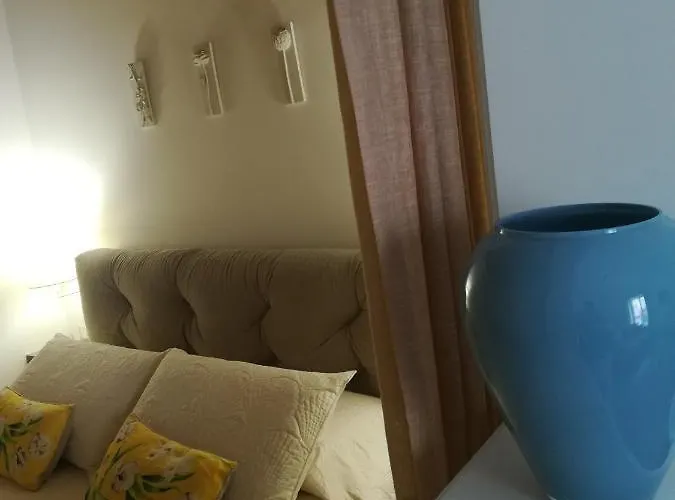 Couette-café A Vucciria 3*